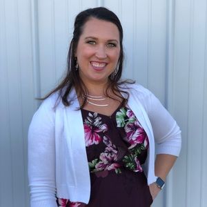 Meet your Posher, Yvette